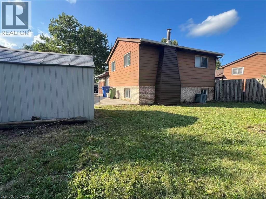 10480 Lonsdale Crescent, Windsor, Ontario  N8R 2E3 - Photo 16 - 40853352