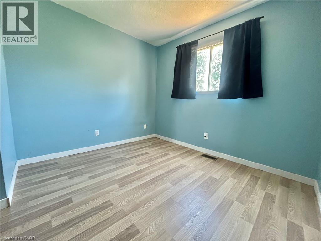 10480 Lonsdale Crescent, Windsor, Ontario  N8R 2E3 - Photo 6 - 40853352