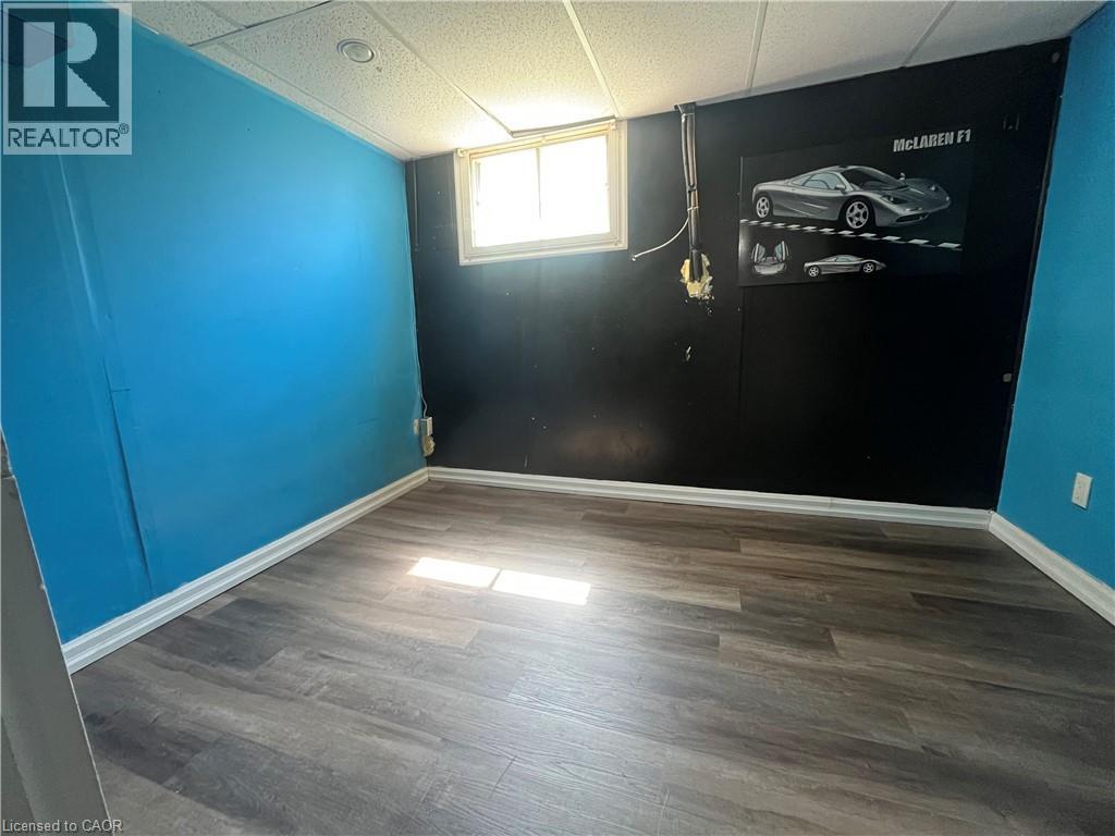 10480 Lonsdale Crescent, Windsor, Ontario  N8R 2E3 - Photo 11 - 40853352