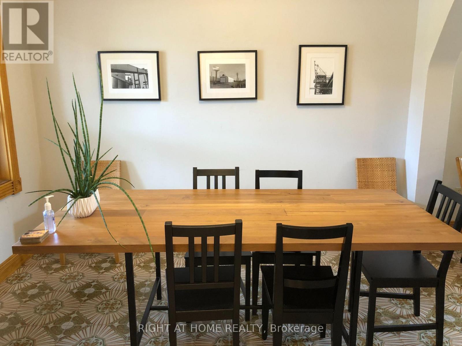 564 Concord Avenue, Toronto, Ontario  M6H 2R1 - Photo 3 - W13685222