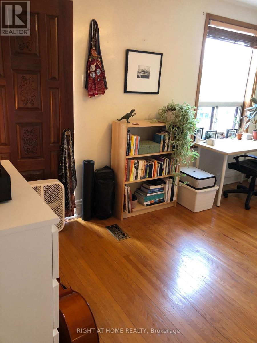 564 Concord Avenue, Toronto, Ontario  M6H 2R1 - Photo 7 - W13685222