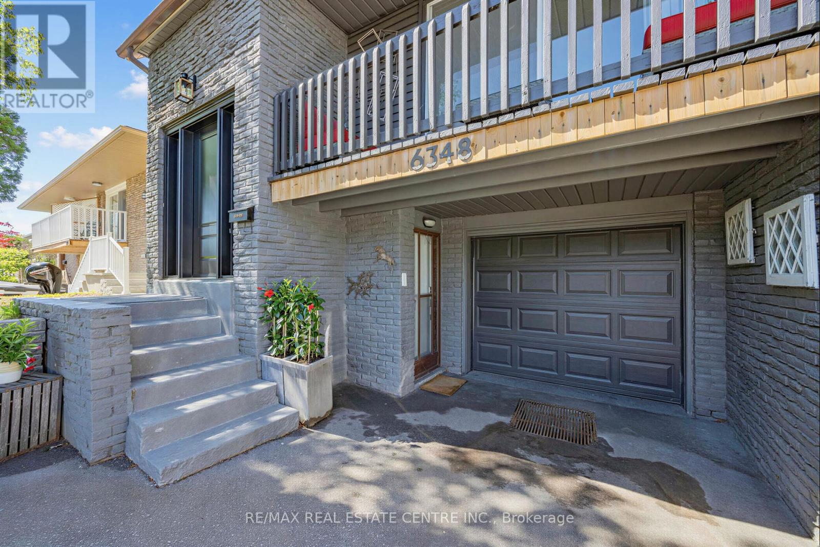 6348 Atherly Crescent, Mississauga, Ontario  L5N 2J2 - Photo 2 - W13685238