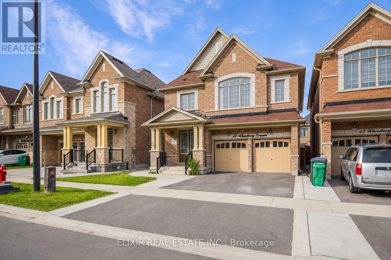 40 Wheatberry Crescent, Brampton, Ontario L6R 4A1 - Photo 2 - W13685264