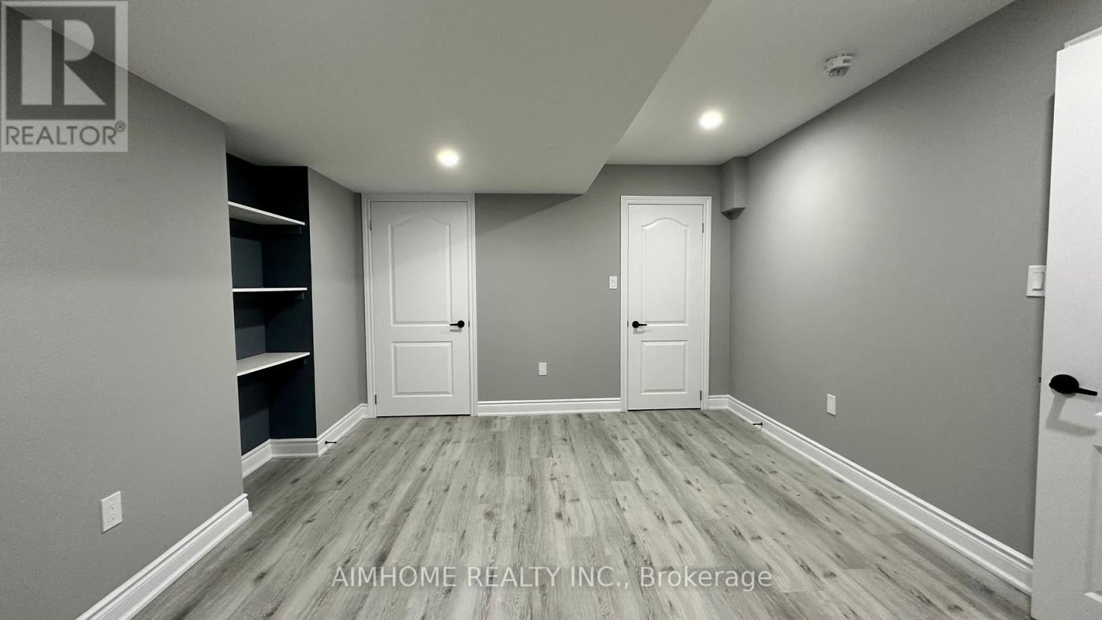 2169 Hillmount Drive, Oakville, Ontario  L6M 0H9 - Photo 17 - W13685268