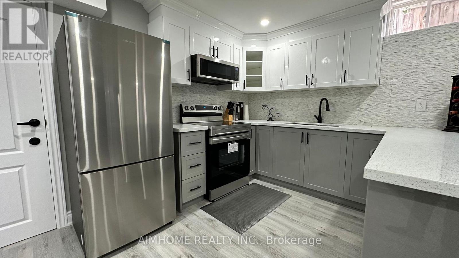 2169 Hillmount Drive, Oakville, Ontario  L6M 0H9 - Photo 7 - W13685268
