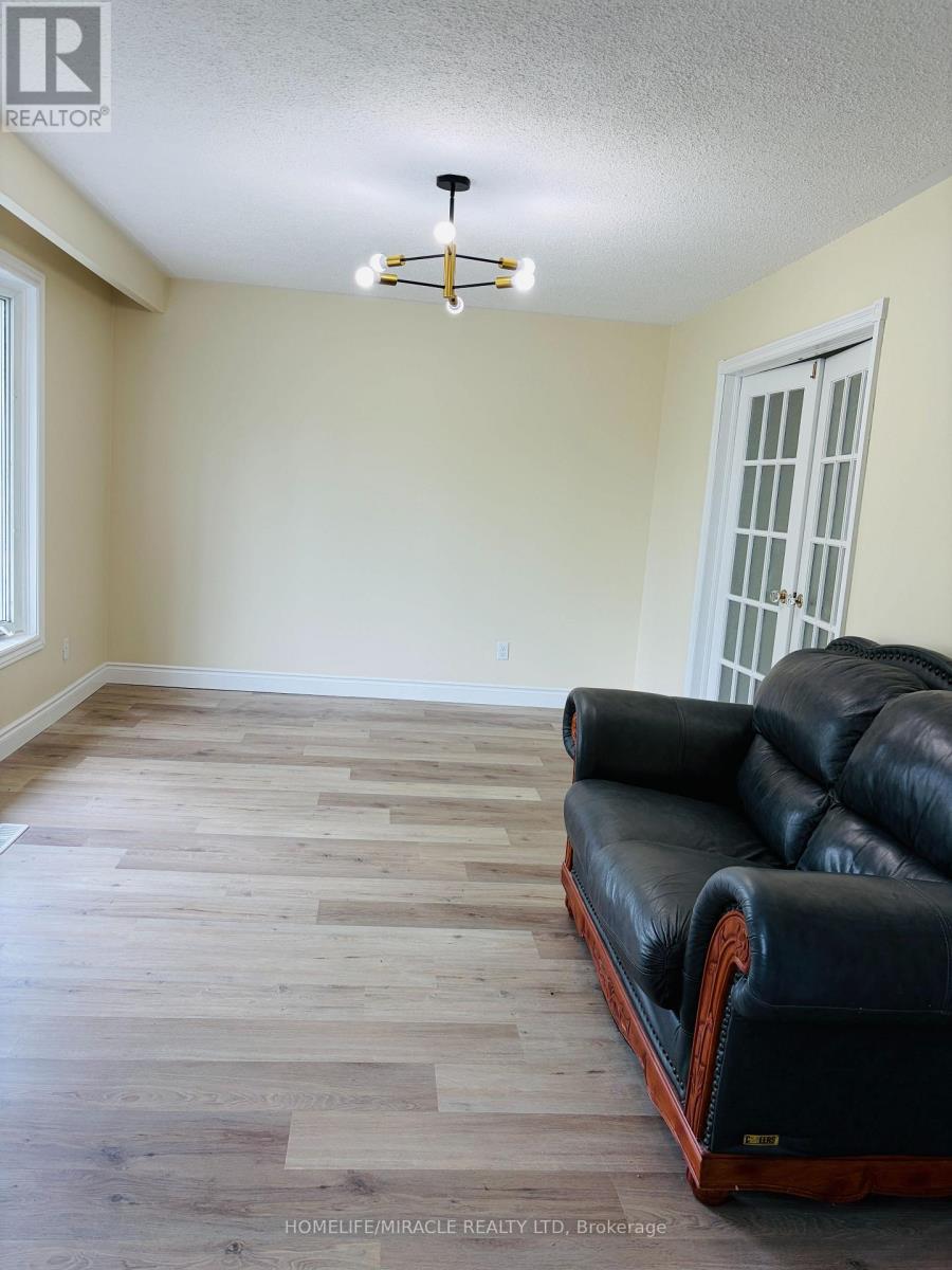 1129 Valentine Drive, Cambridge, Ontario  N3H 2N9 - Photo 5 - X13685230
