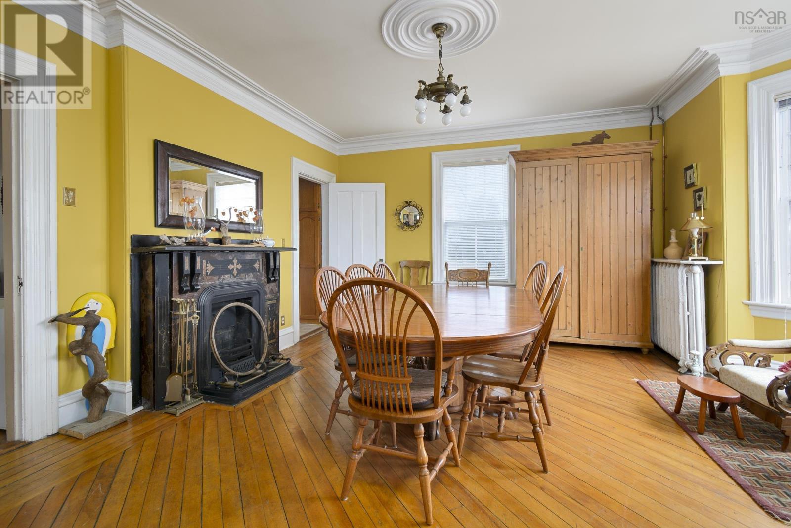 523 Chebucto Street, Baddeck, Nova Scotia  B0E 1B0 - Photo 12 - 202603269
