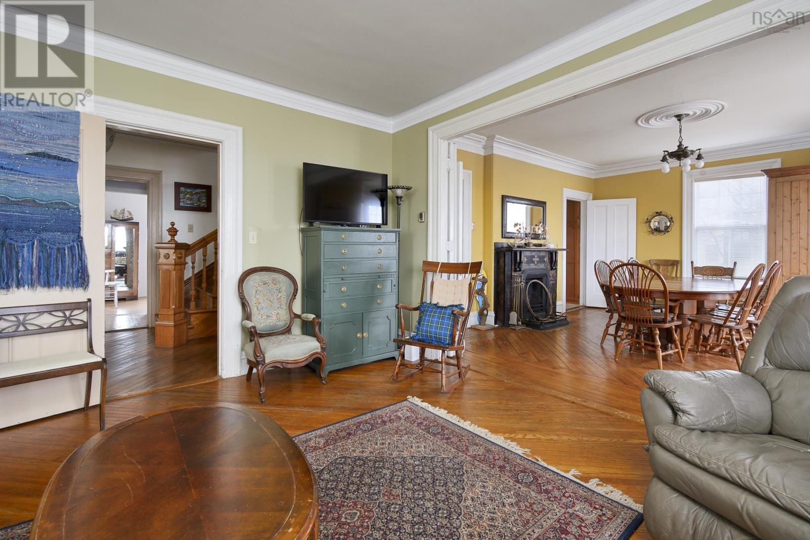 523 Chebucto Street, Baddeck, Nova Scotia  B0E 1B0 - Photo 14 - 202603269