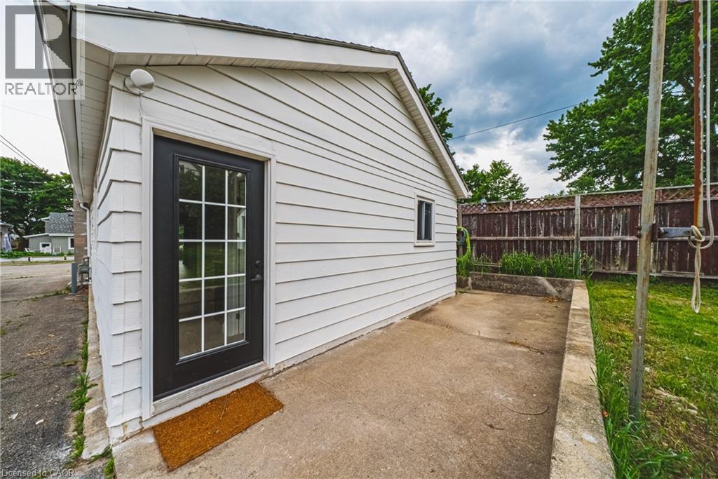 11 Broadview Avenue, Cambridge, Ontario  N1R 3V6 - Photo 4 - 40843501