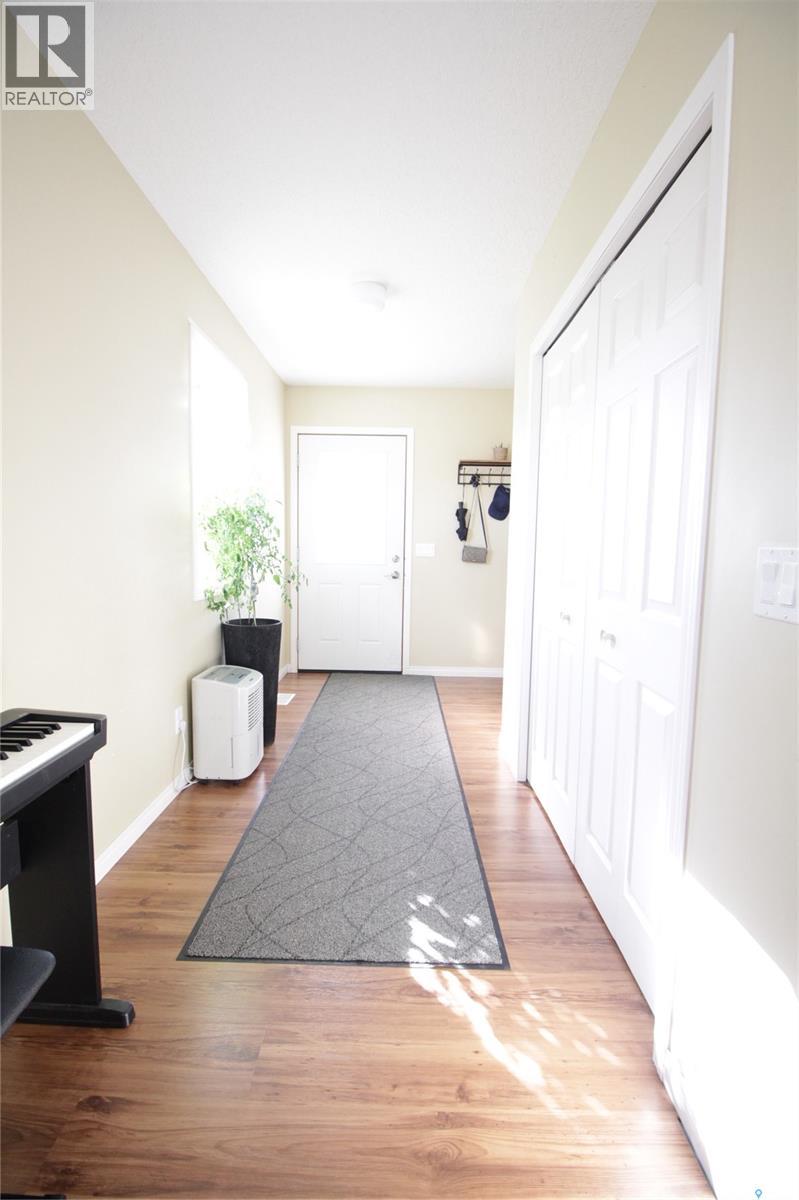 113 Robertson Street, Maryfield, Saskatchewan  S0G 3K0 - Photo 2 - SK045872