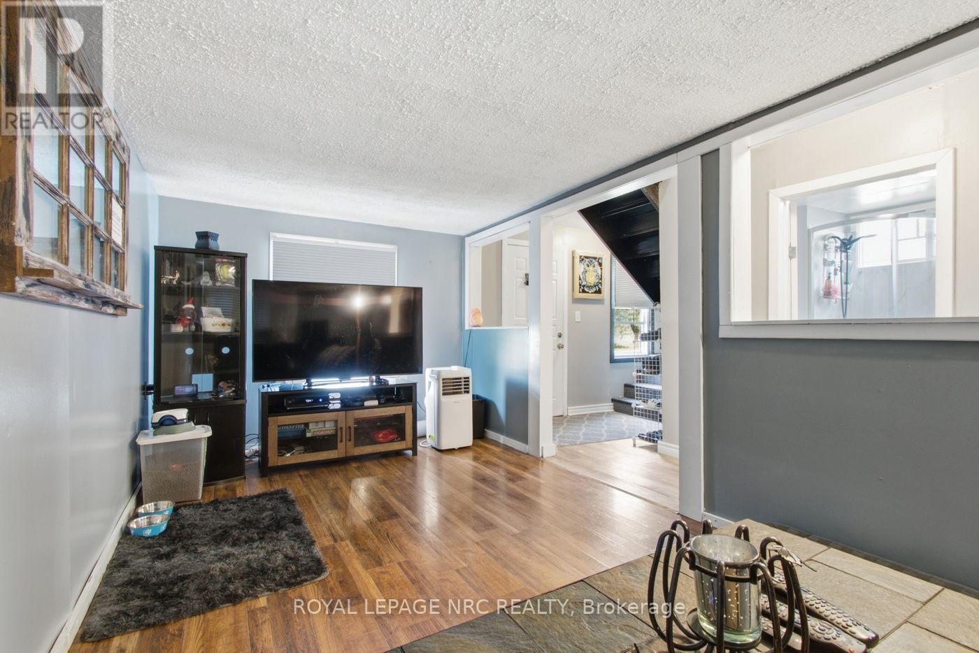 29 Wellington Street, Port Colborne, Ontario  L3K 2J6 - Photo 3 - X13478194
