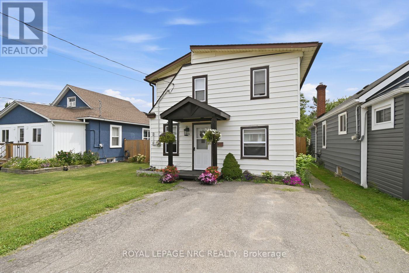 29 Wellington Street, Port Colborne, Ontario  L3K 2J6 - Photo 2 - X13478194