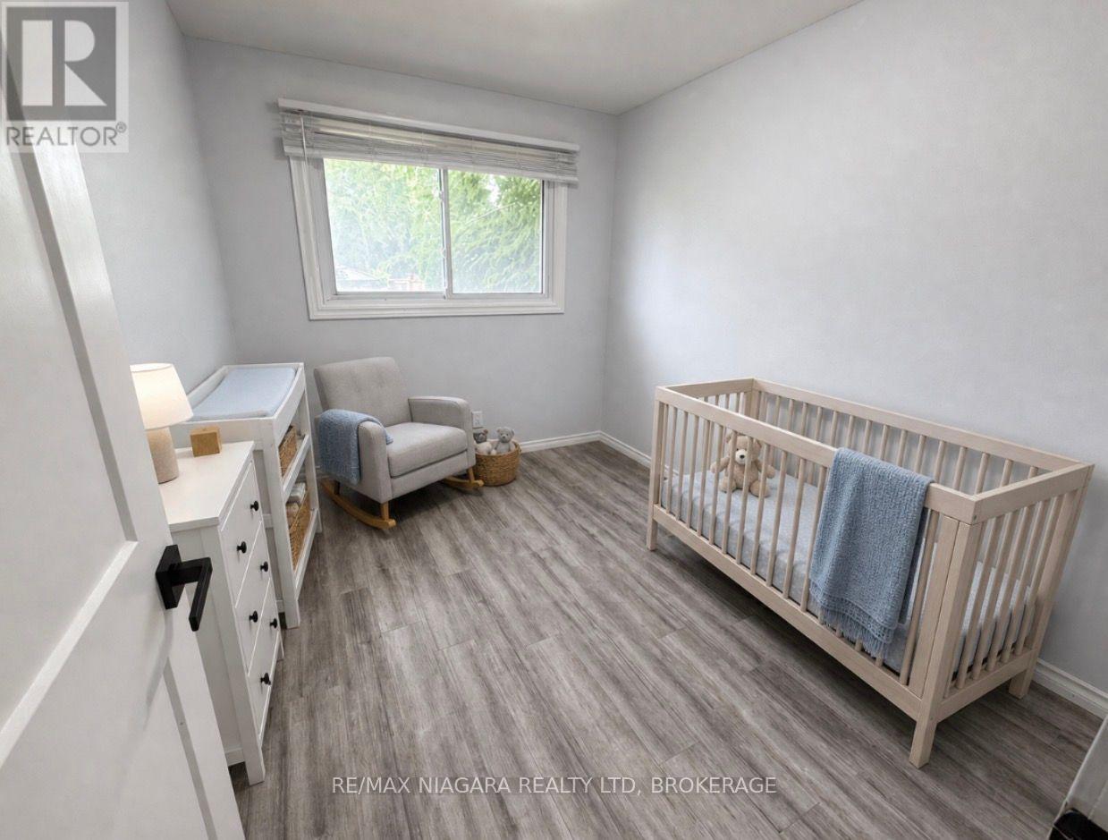 8 Lakehurst Drive, St. Catharines, Ontario L2N 4C2 - Photo 13 - X13586684