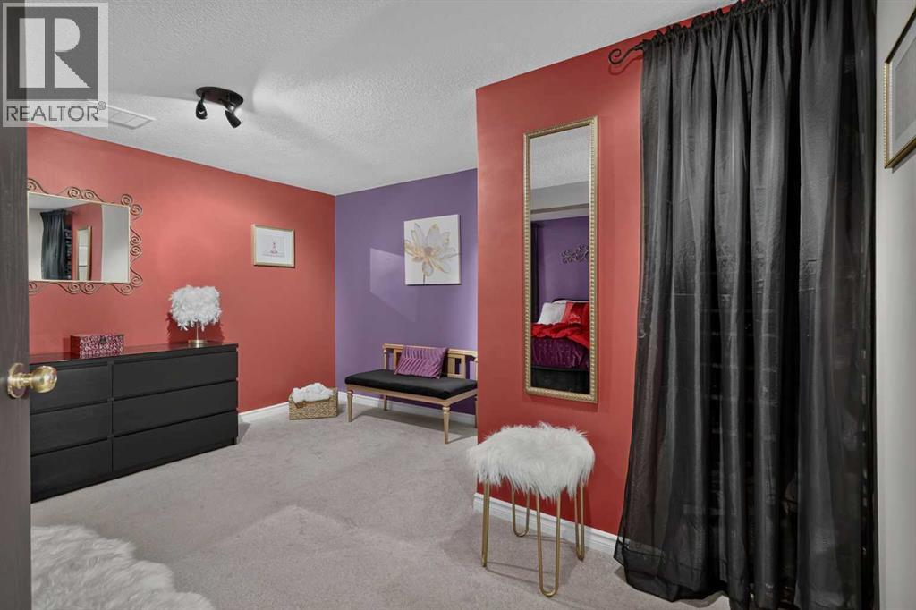 131 Cedarpark Drive SW, Calgary, Alberta  T2W 2J2 - Photo 33 - A2328297