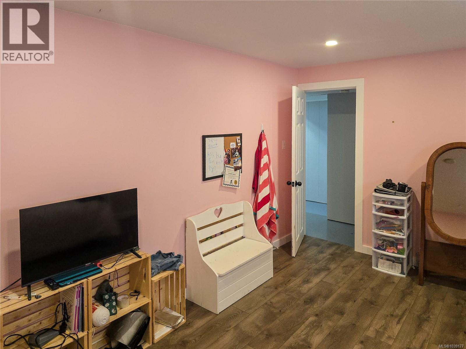 221 Spar St, Sayward, British Columbia  V0P 1R0 - Photo 49 - 1039177