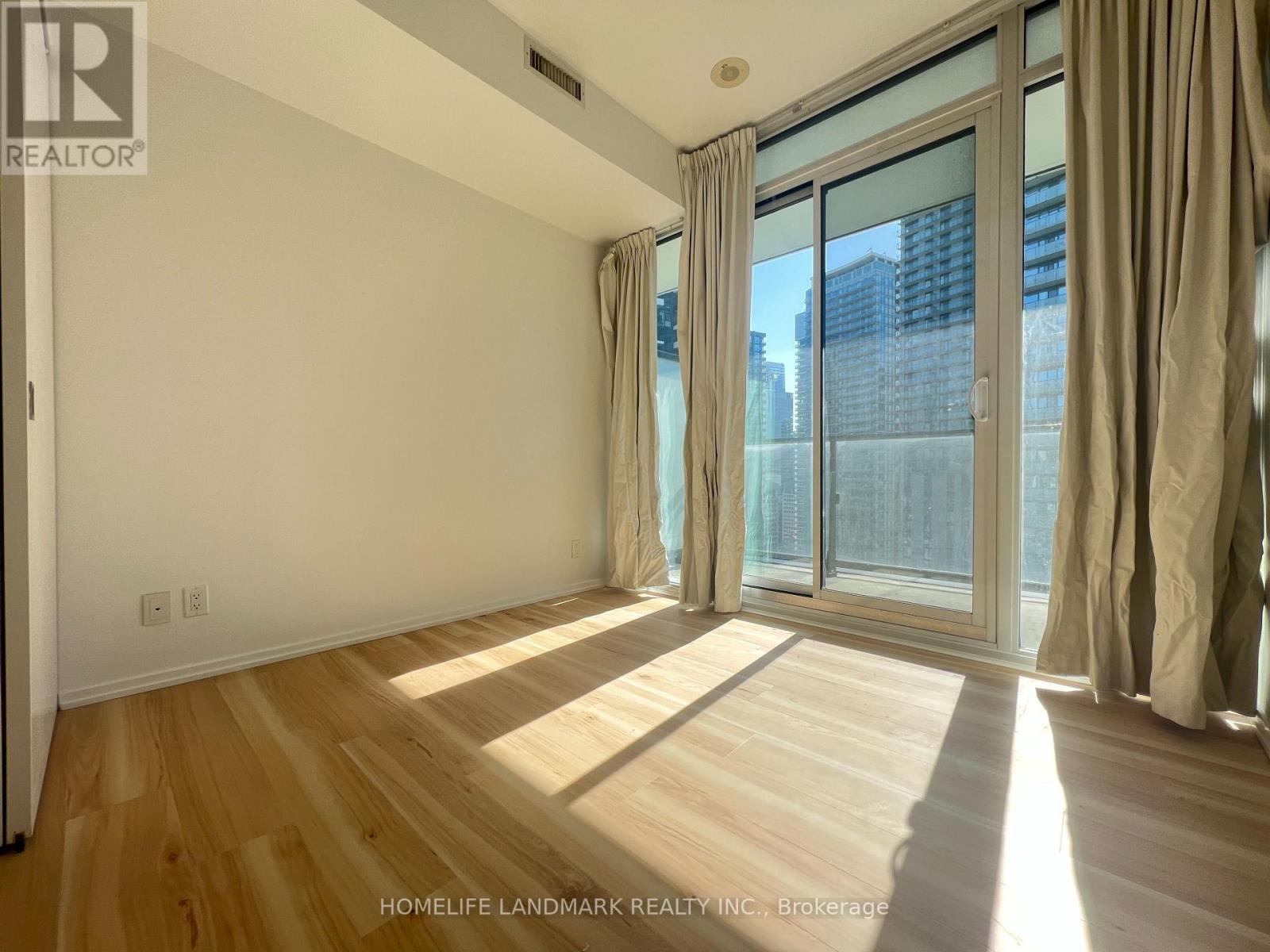 2301 - 125 Peter Street, Toronto, Ontario  M5V 2G9 - Photo 10 - C13685280