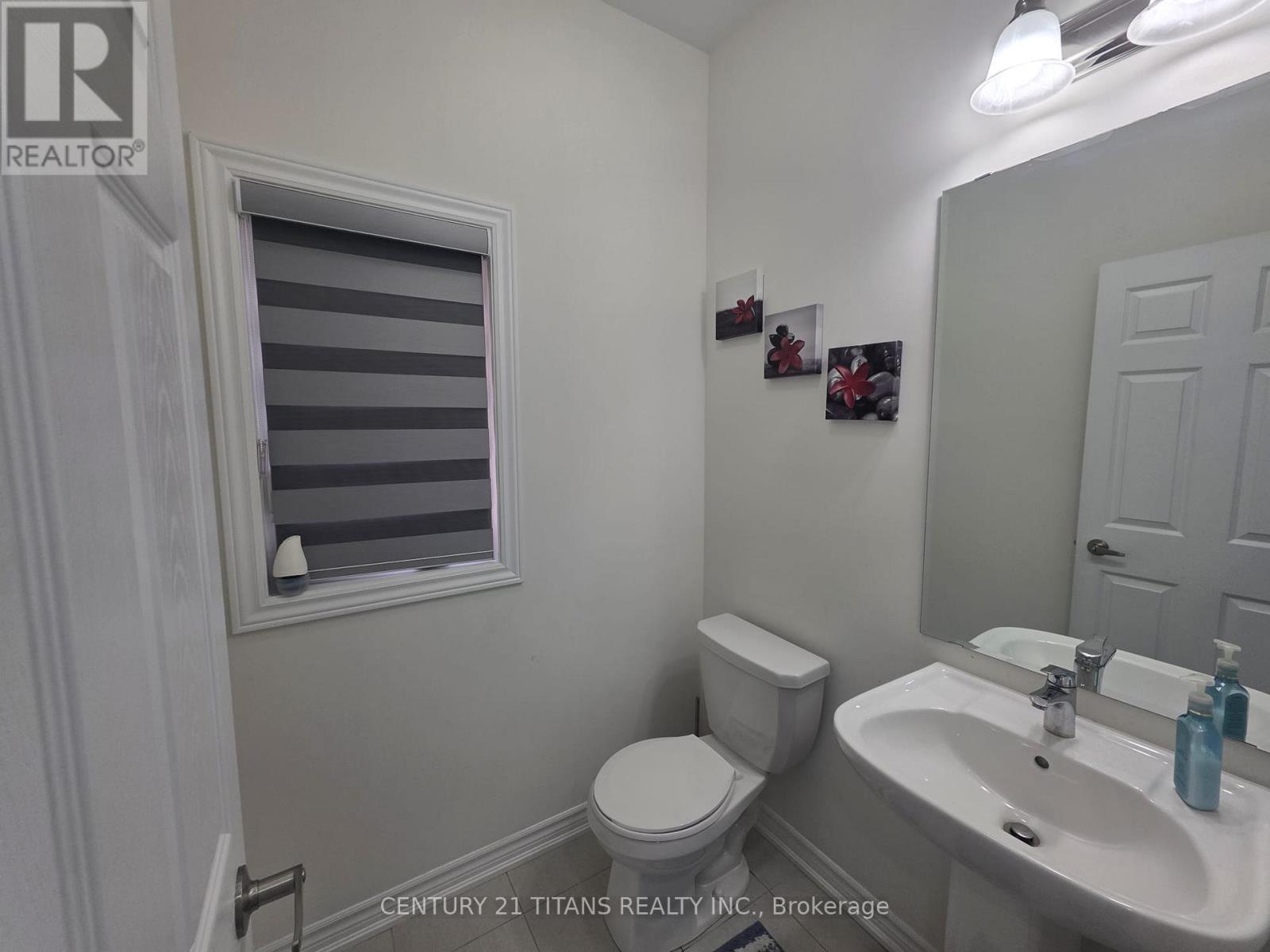 236 Fleetwood Drive, Oshawa, Ontario  L1K 3E7 - Photo 5 - E13685312