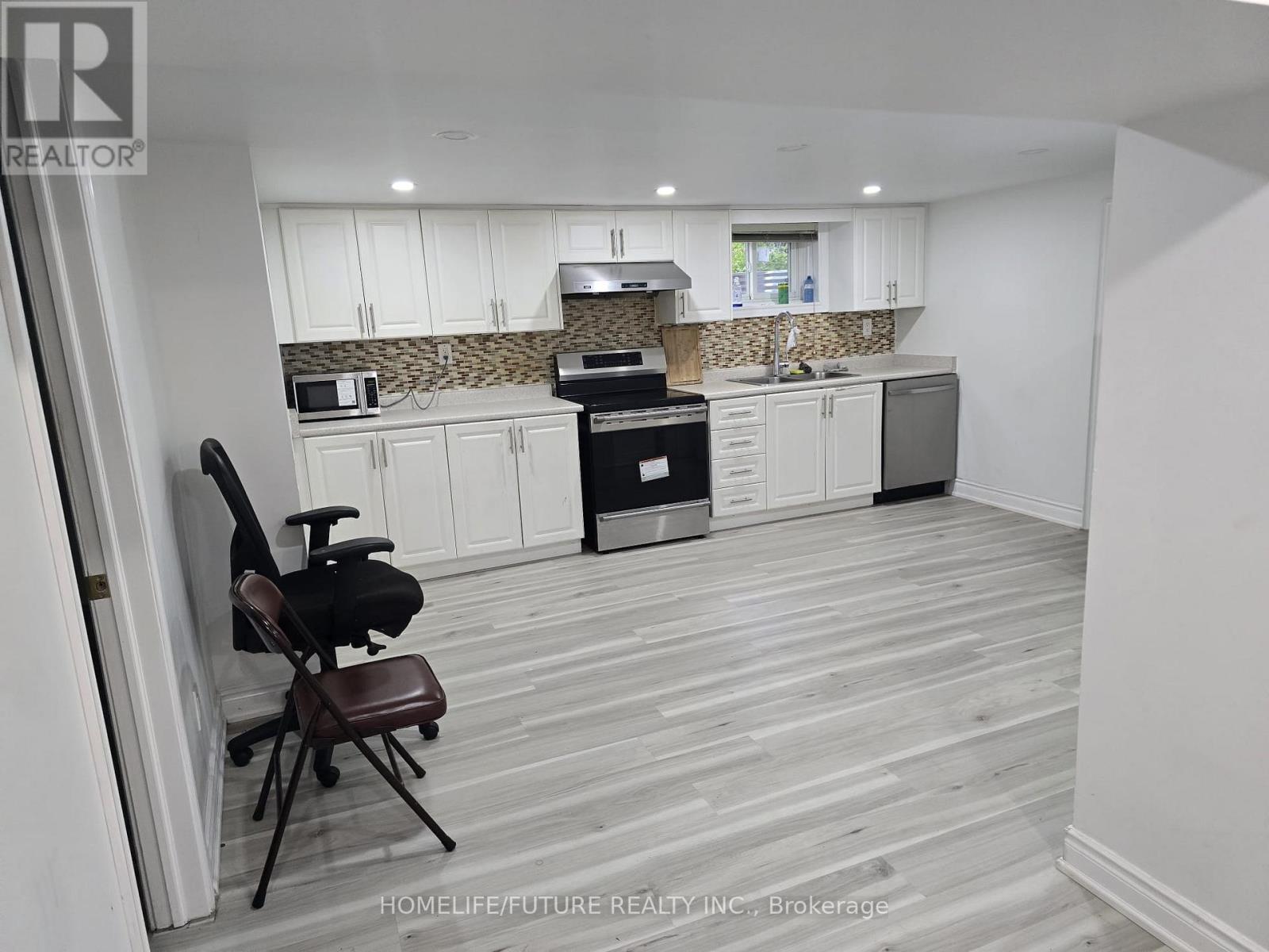 Bsmt - 14 Furlong Court, Toronto, Ontario  M1J 1Y8 - Photo 11 - E13685316