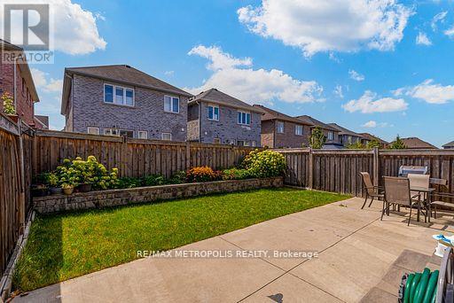 55 Formosa Avenue, Ajax, Ontario  L1Z 0N1 - Photo 22 - E13685336