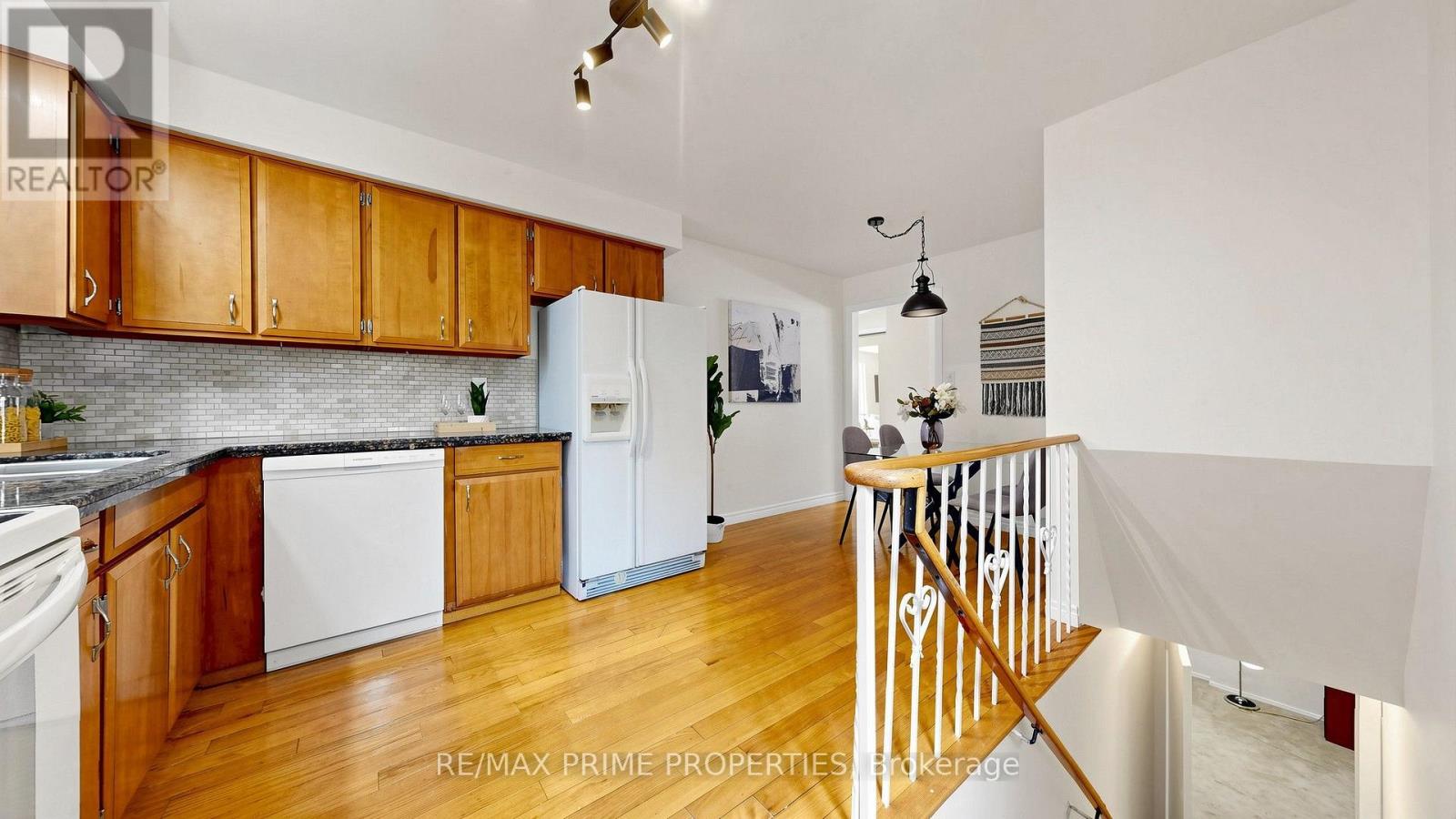 3 Leeswood Crescent E, Toronto, Ontario  M1S 2P4 - Photo 17 - E13685348