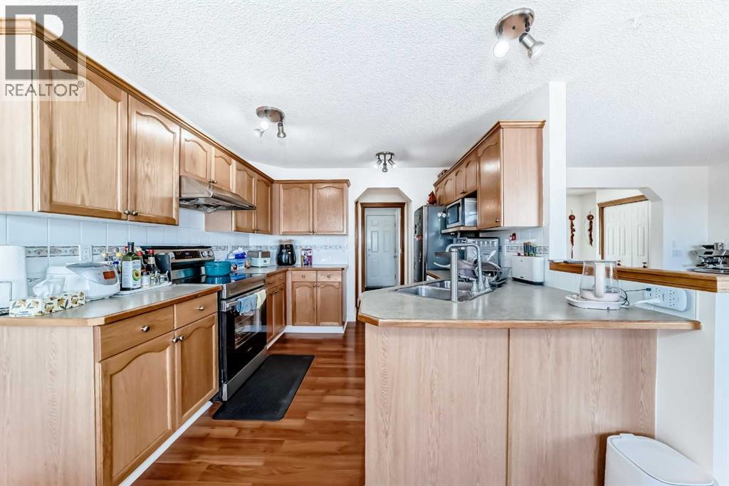 193 Covewood Green NE, Calgary, Alberta  T3K 5G6 - Photo 6 - A2320536