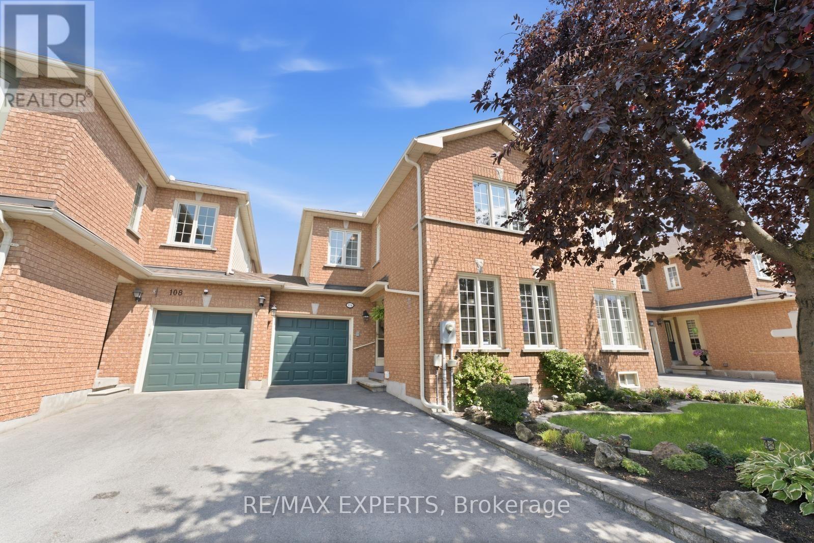 104 Pinedale Gate, Vaughan, Ontario  L4L 8X3 - Photo 2 - N13685356