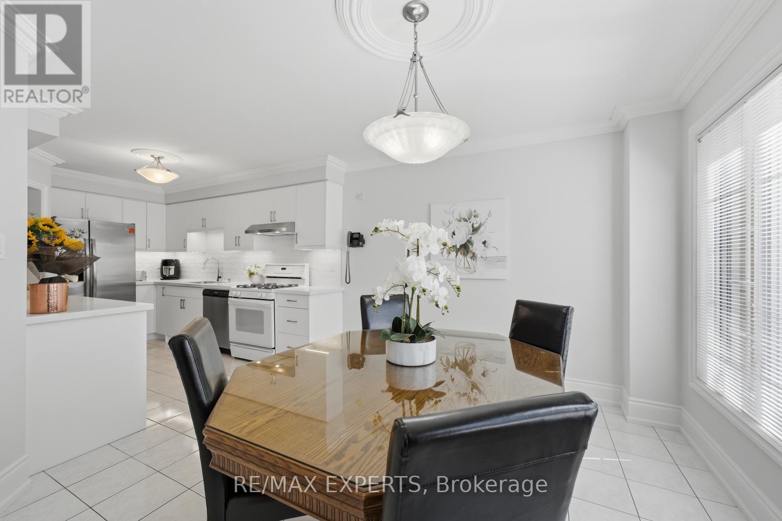 104 Pinedale Gate, Vaughan, Ontario  L4L 8X3 - Photo 22 - N13685356