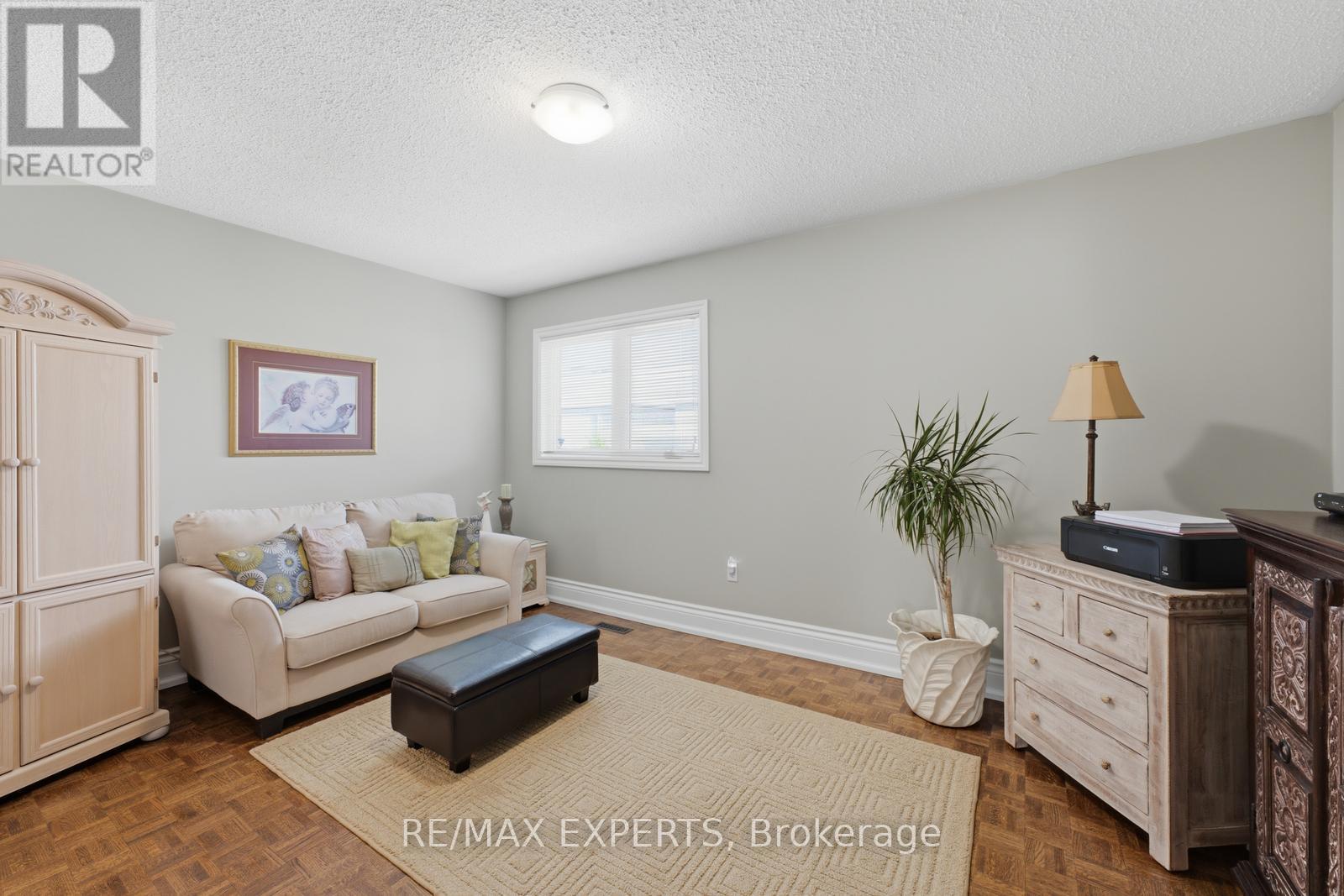 104 Pinedale Gate, Vaughan, Ontario  L4L 8X3 - Photo 30 - N13685356