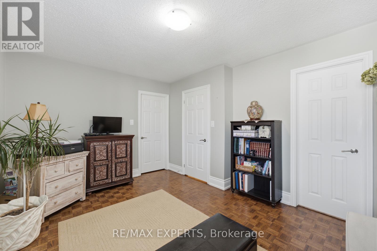 104 Pinedale Gate, Vaughan, Ontario  L4L 8X3 - Photo 31 - N13685356