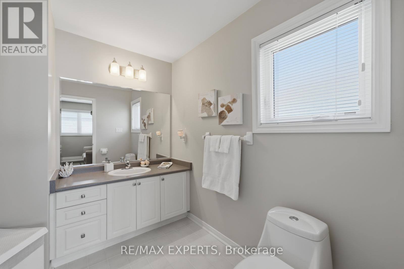 104 Pinedale Gate, Vaughan, Ontario  L4L 8X3 - Photo 32 - N13685356