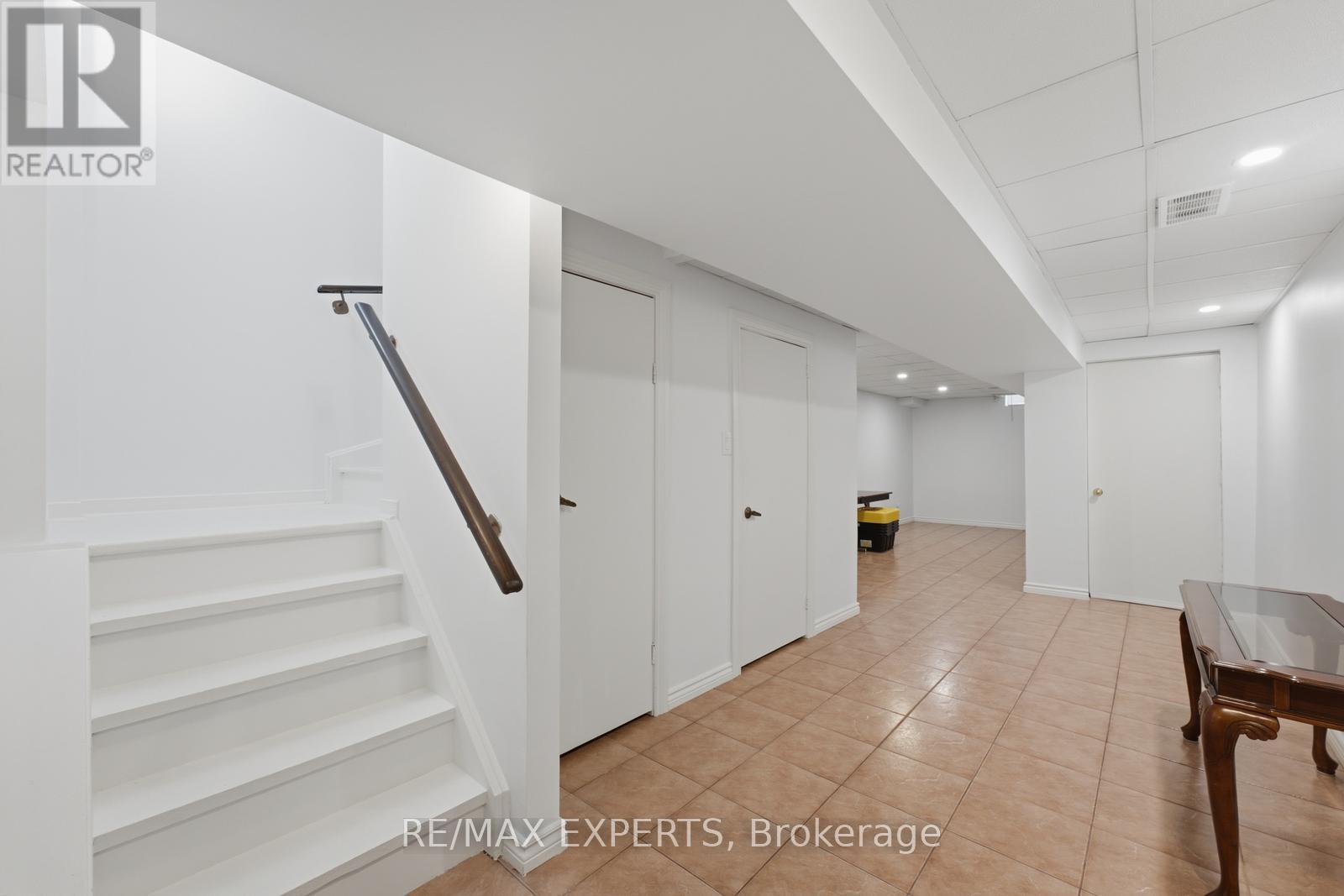 104 Pinedale Gate, Vaughan, Ontario  L4L 8X3 - Photo 34 - N13685356