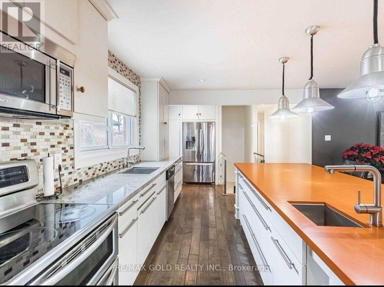 50 Lorraine Crescent, Brampton, Ontario  L6S 2R7 - Photo 10 - W13685286