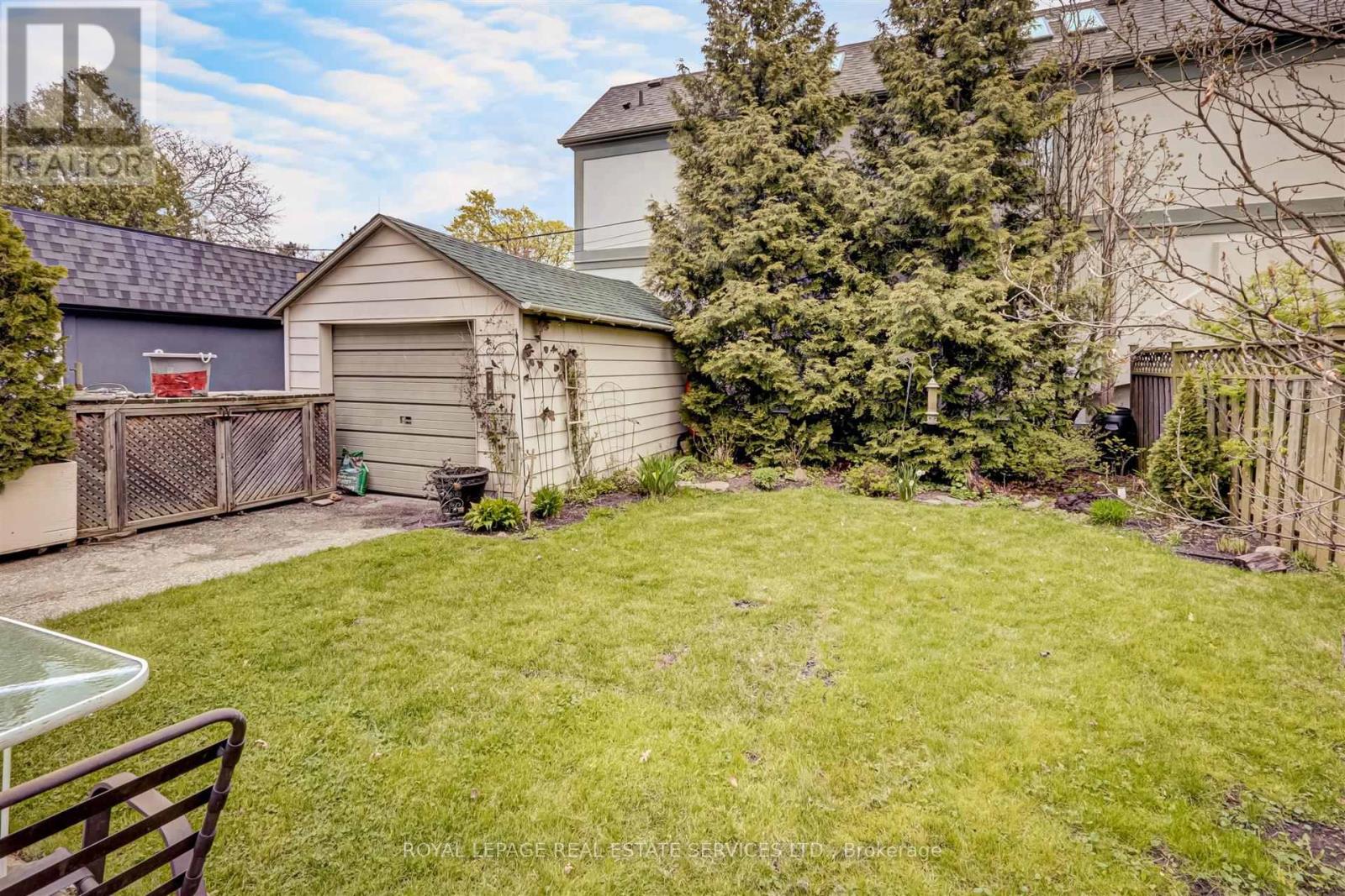 83 Brentwood Road S, Toronto, Ontario  M8Z 3N4 - Photo 25 - W13685350