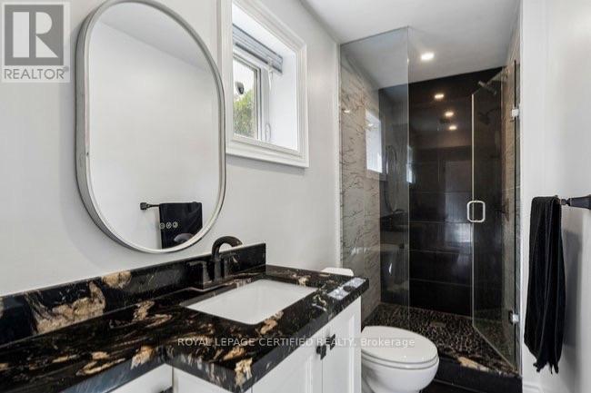 462 The Kingsway, Toronto, Ontario  M9A 3W4 - Photo 35 - W13605190