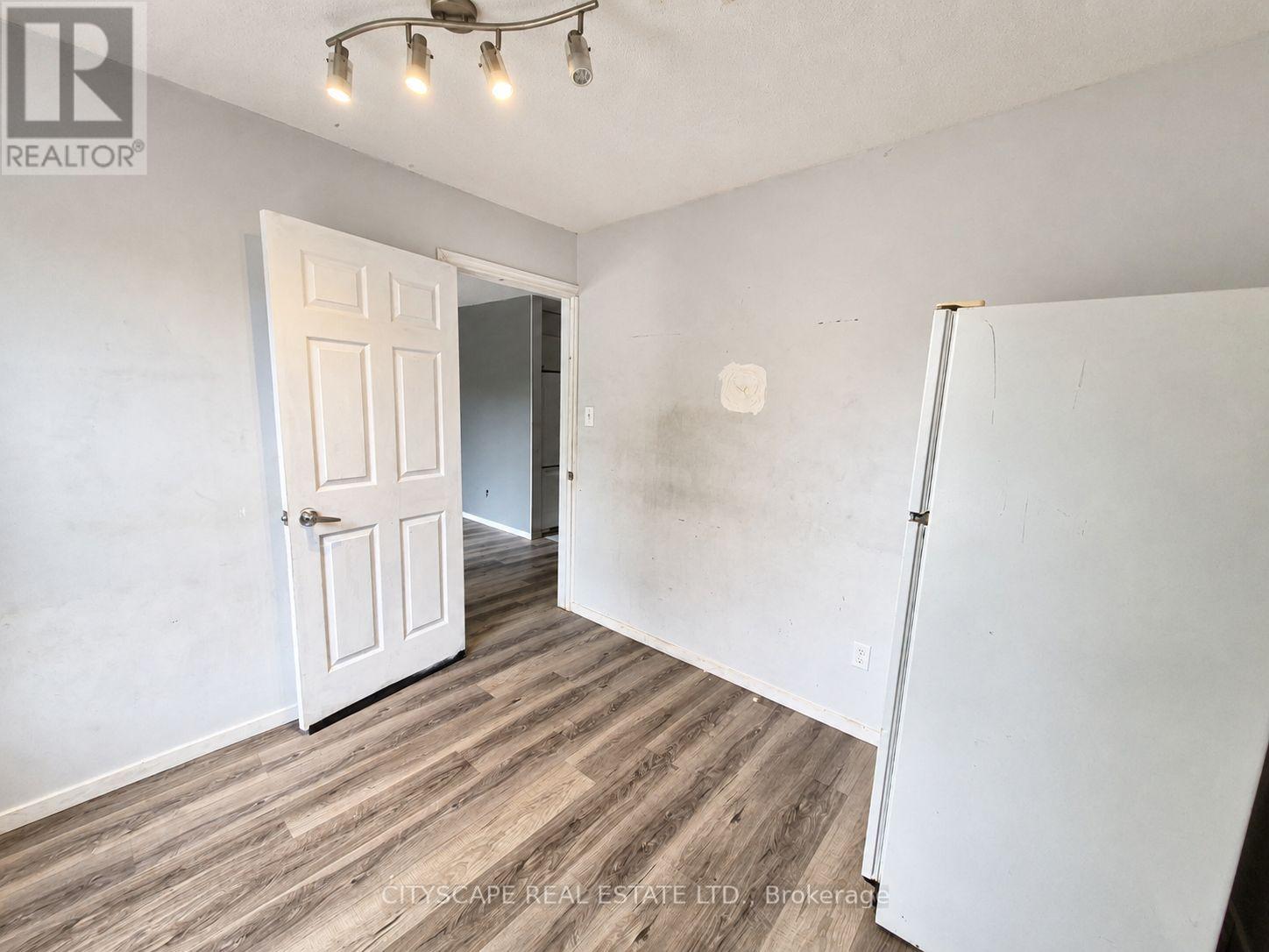 8 - 850 Berkshire Drive, London South, Ontario N6J 3S7 - Photo 8 - X13685088