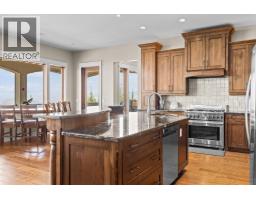 942 Hewetson Avenue, Kelowna, British Columbia  V1W 5H8 - Photo 11 - 10397967