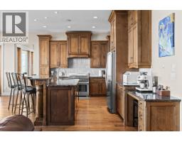 942 Hewetson Avenue, Kelowna, British Columbia  V1W 5H8 - Photo 33 - 10397967