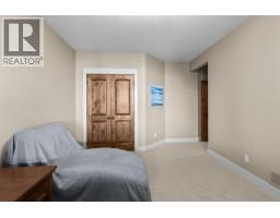 942 Hewetson Avenue, Kelowna, British Columbia  V1W 5H8 - Photo 53 - 10397967