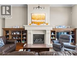 942 Hewetson Avenue, Kelowna, British Columbia  V1W 5H8 - Photo 7 - 10397967