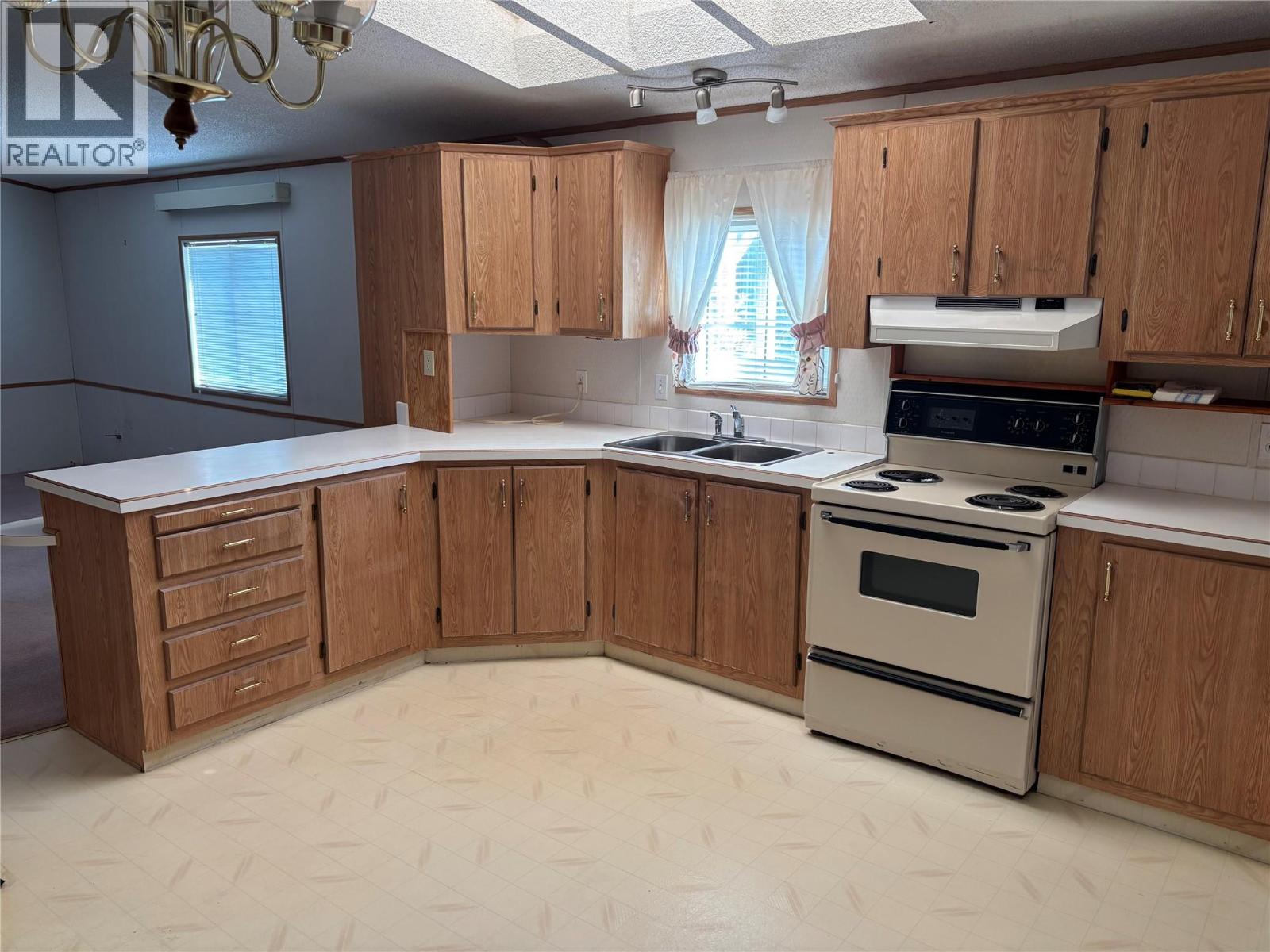 3535 Mcculloch Road Unit# 7, Kelowna, British Columbia  V1W 4R8 - Photo 6 - 10397819