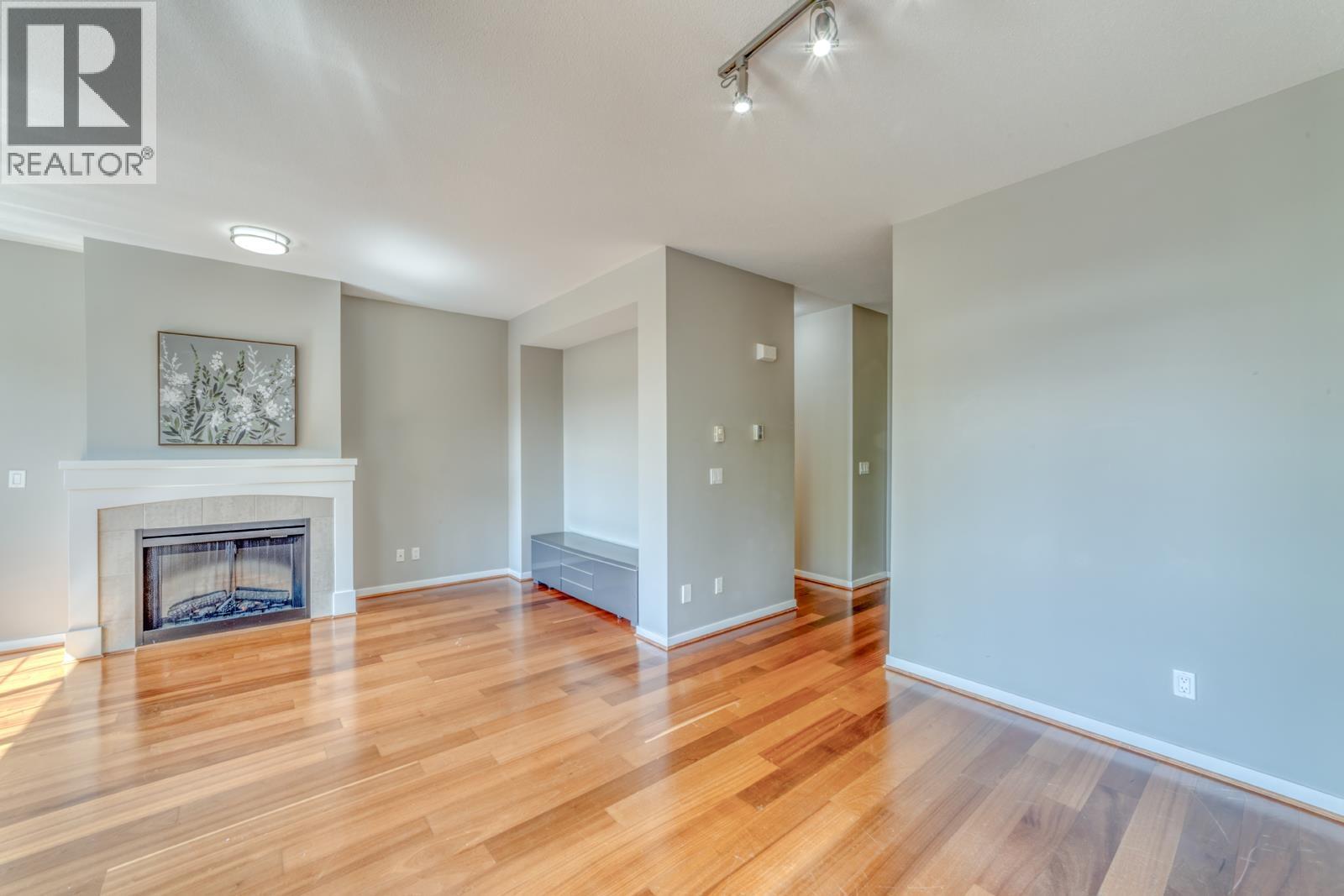 84 1380 Pinetree Way, Coquitlam, British Columbia  V3E 3S6 - Photo 5 - R3156573
