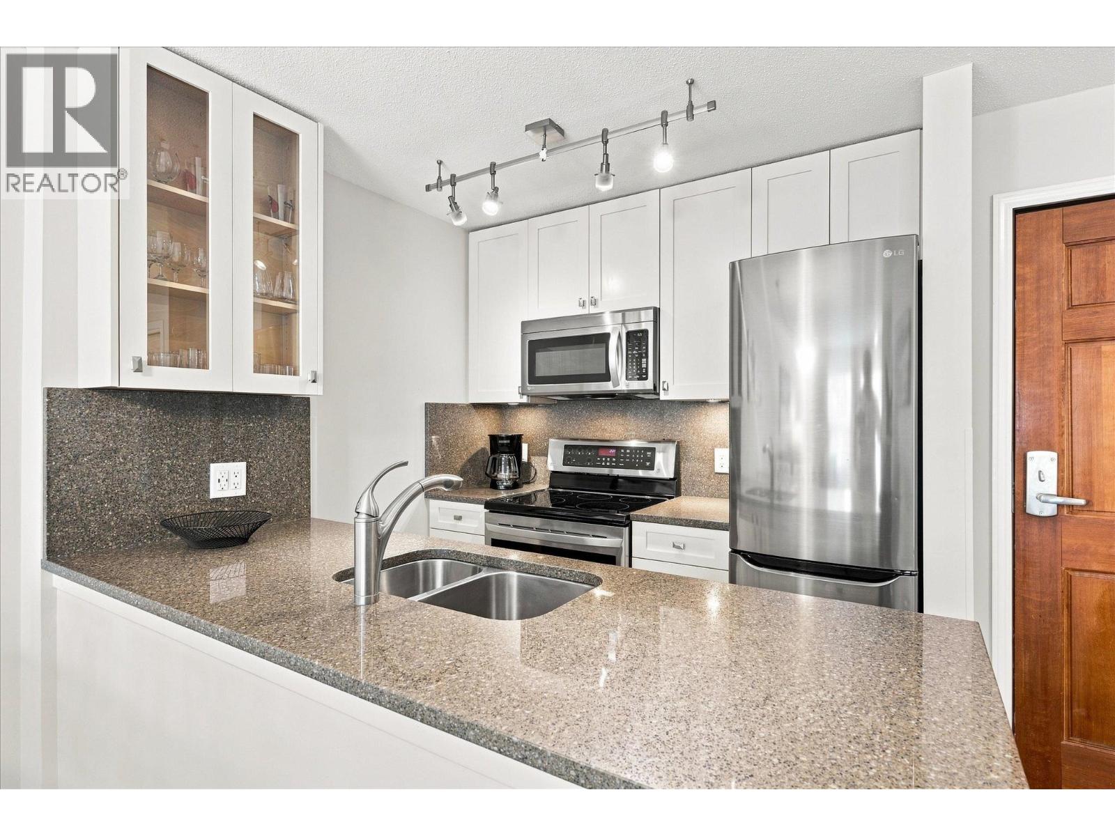 338 4800 Spearhead Drive, Whistler, British Columbia  V8E 1G1 - Photo 10 - R3156584