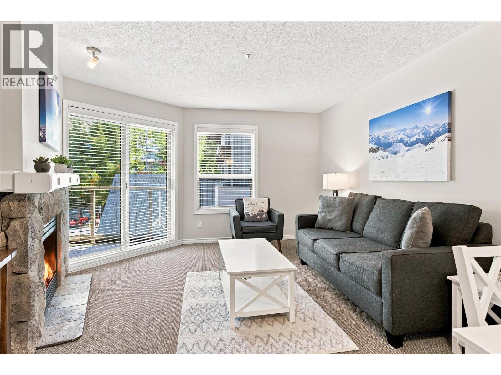 338 4800 Spearhead Drive, Whistler, British Columbia  V8E 1G1 - Photo 3 - R3156584