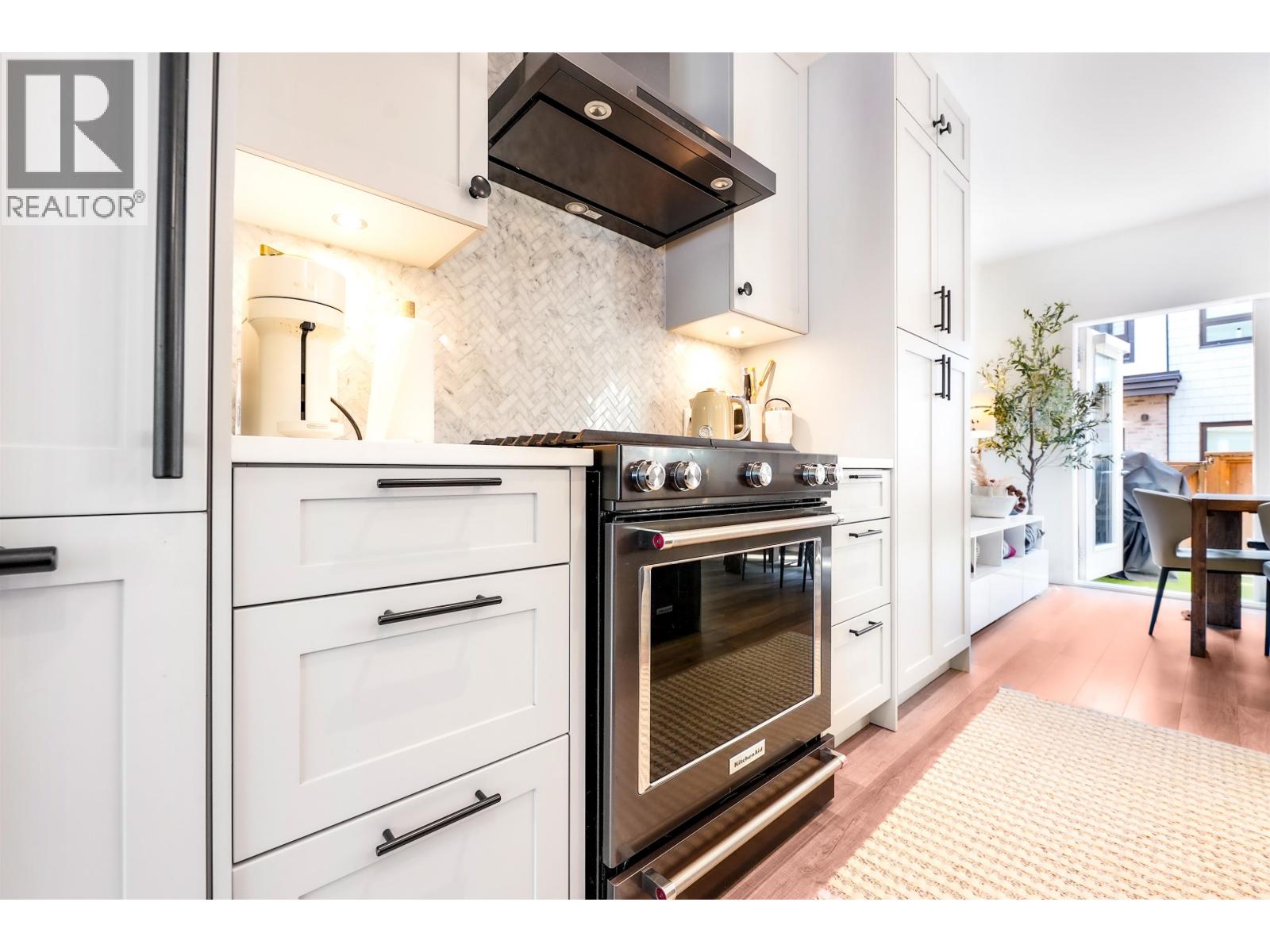 127 525 E 2nd Street, North Vancouver, British Columbia  V7L 1E1 - Photo 4 - R3156600