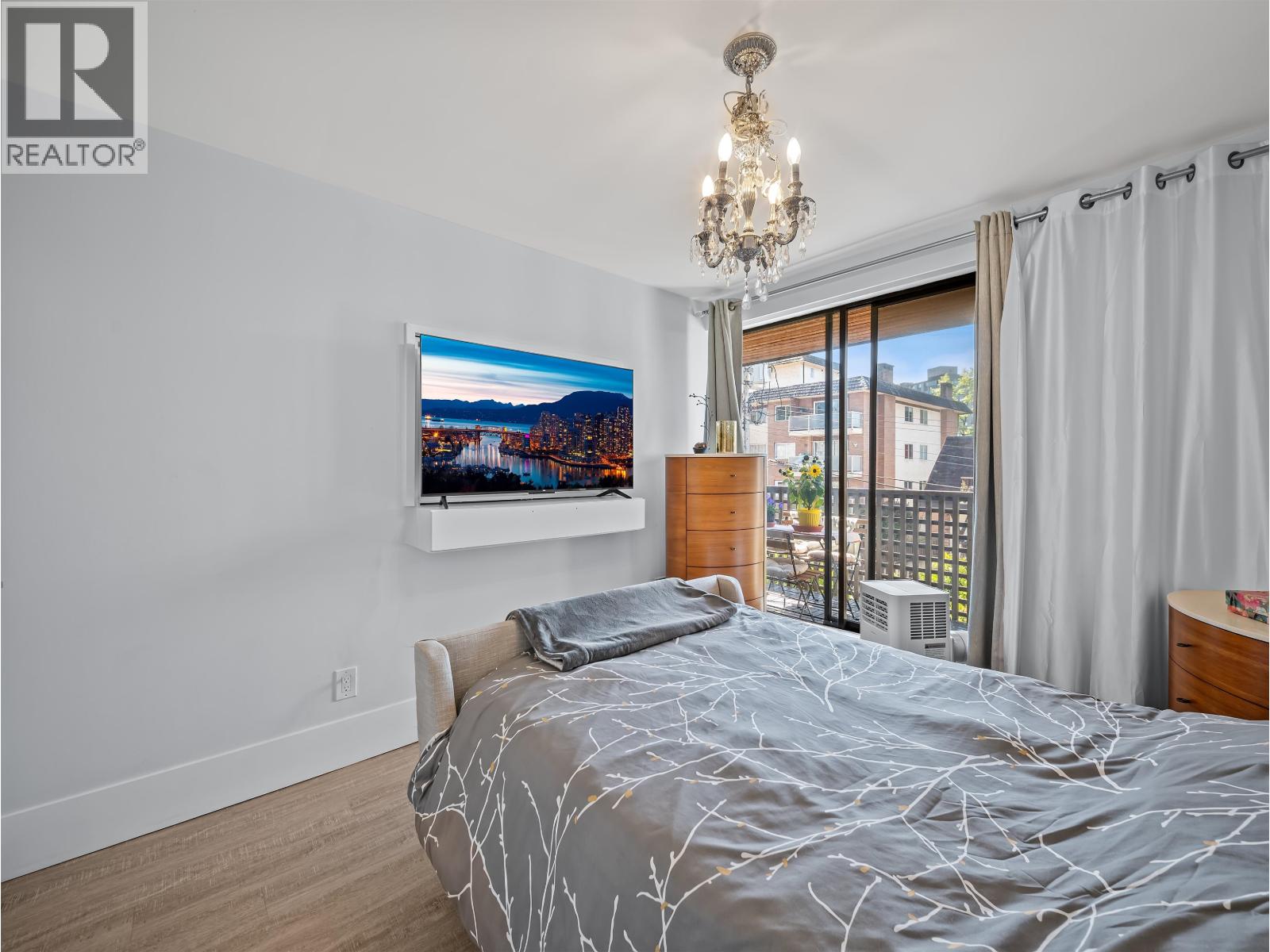 210 141 W 13th Street, North Vancouver, British Columbia  V7M 1N5 - Photo 12 - R3156609