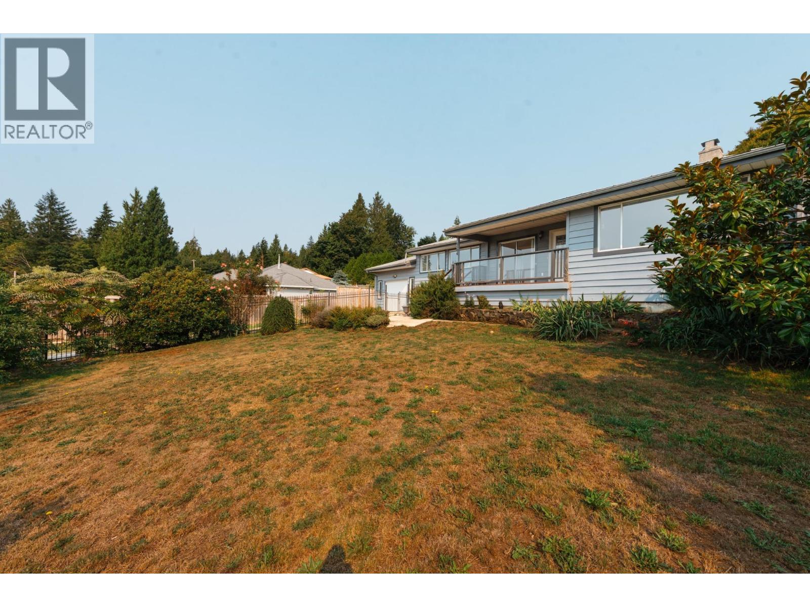 6504 Meier Road, Sechelt, British Columbia  V7Z 0S8 - Photo 19 - R3156603