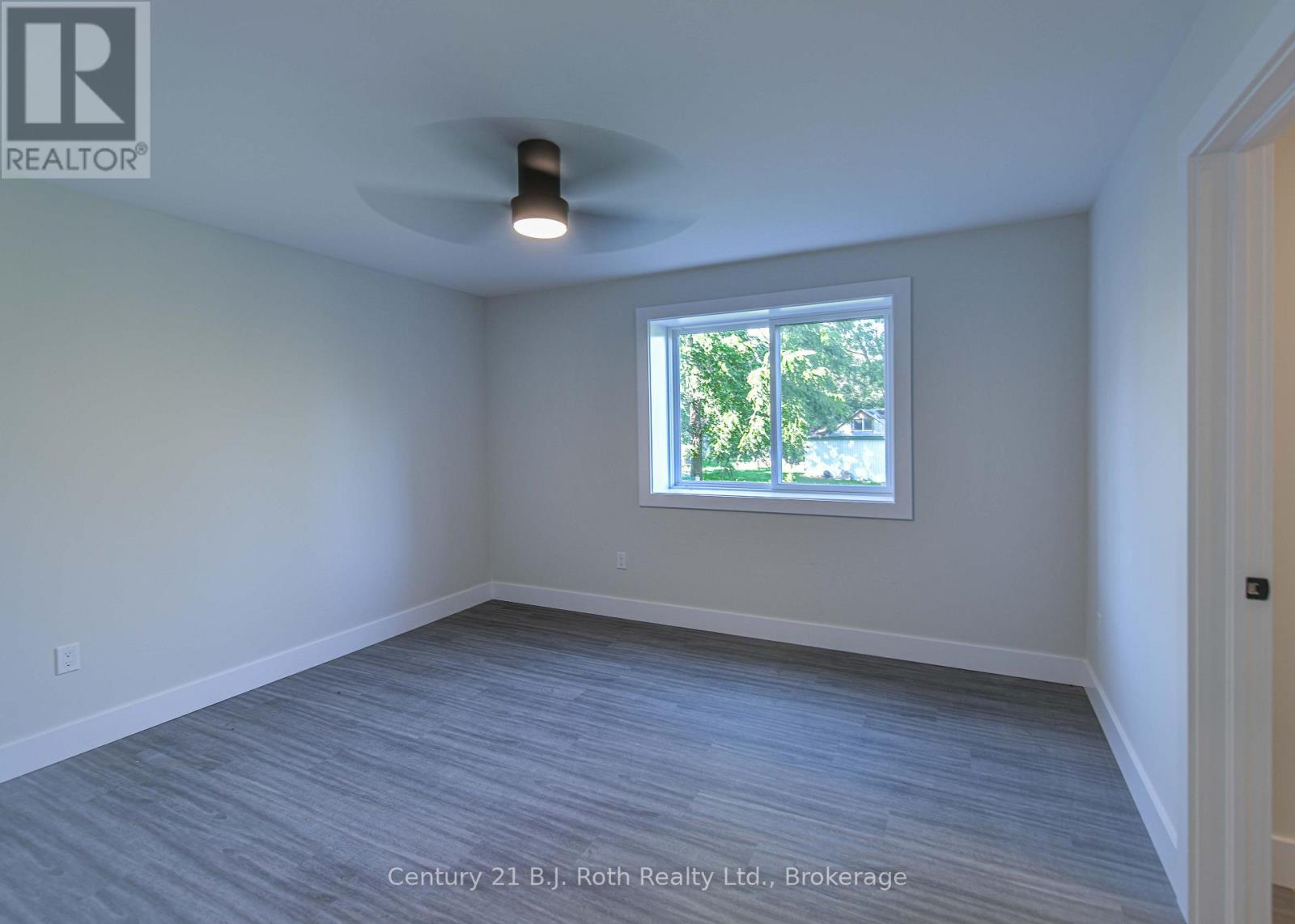165 Barrie Road, Orillia, Ontario  L3V 2P6 - Photo 17 - S13685386