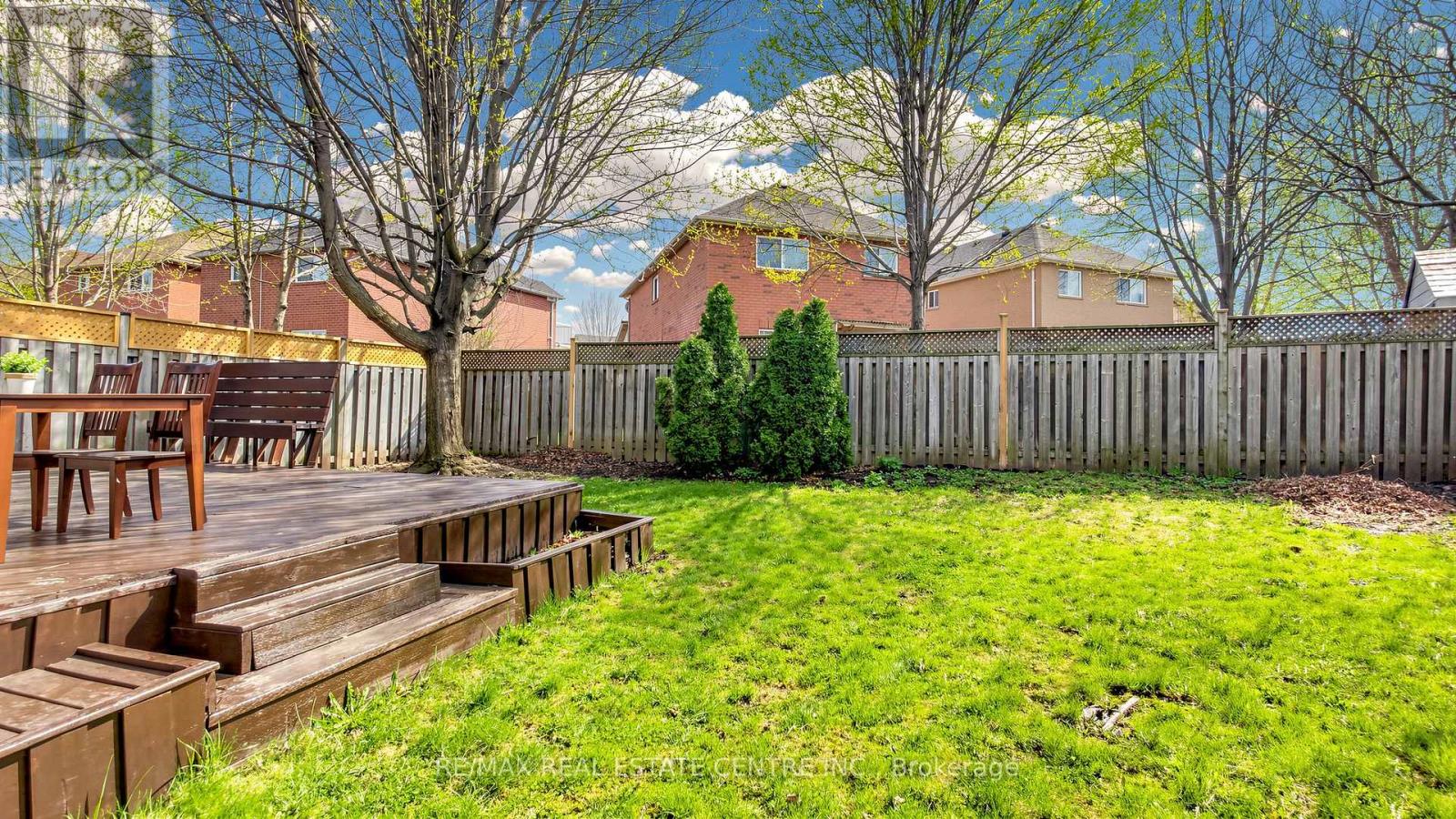 72 Tiller Trail, Brampton, Ontario L6X 4S6 - Photo 47 - W13685368