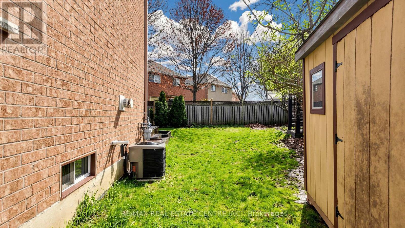 72 Tiller Trail, Brampton, Ontario L6X 4S6 - Photo 49 - W13685368