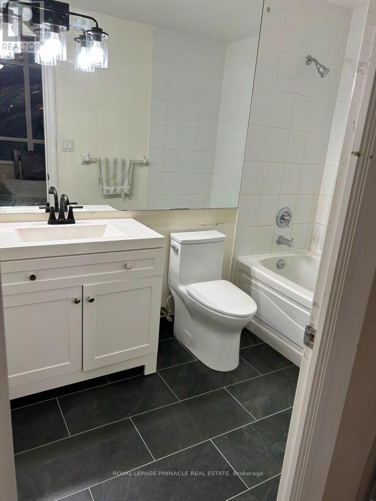 2801 - 3880 Duke Of York Boulevard, Mississauga, Ontario L5B 4M7 - Photo 8 - W13685384